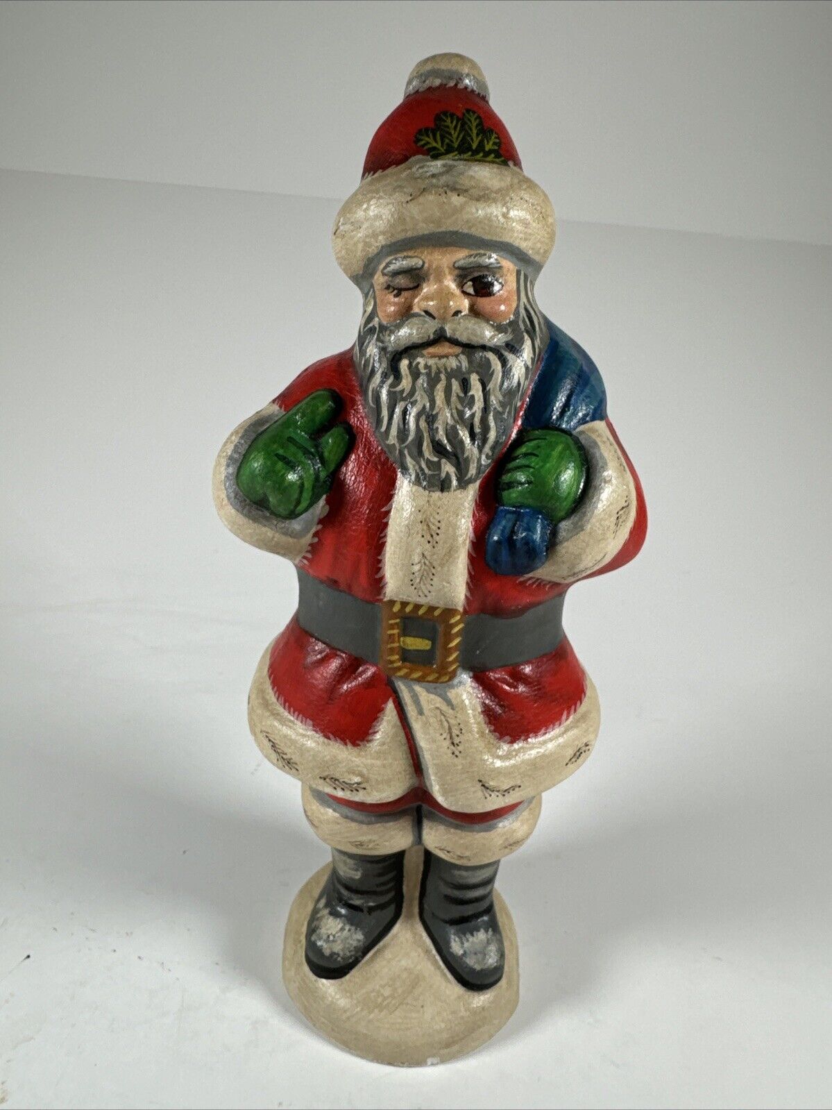 Vaillancourt Folk Art 580 A Wink Of His Eye - Santa 1992 #729  7.5” Christmas