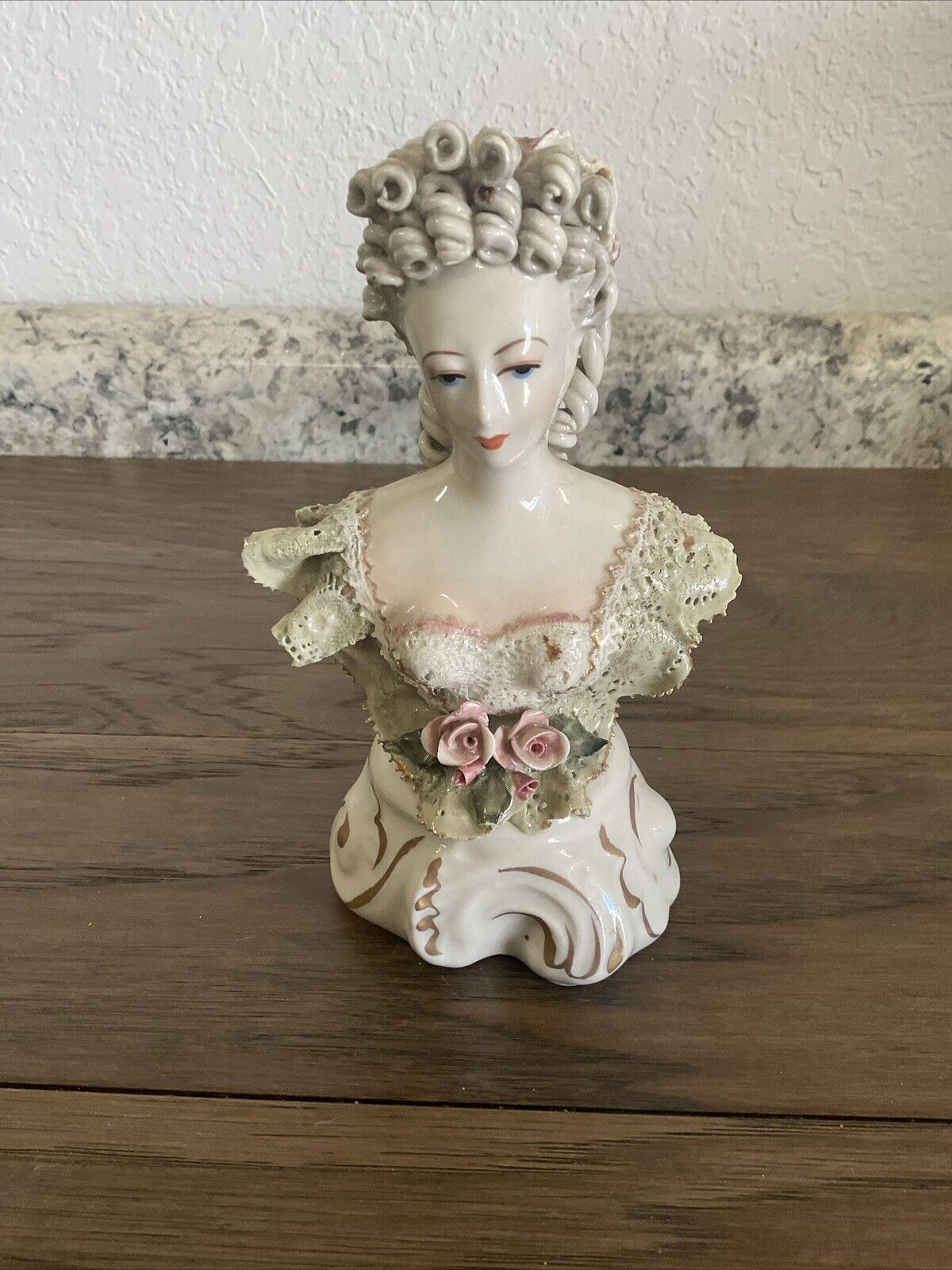 Vintage Cordey Cybis Victorian woman lady bust porcelain figurine 4018