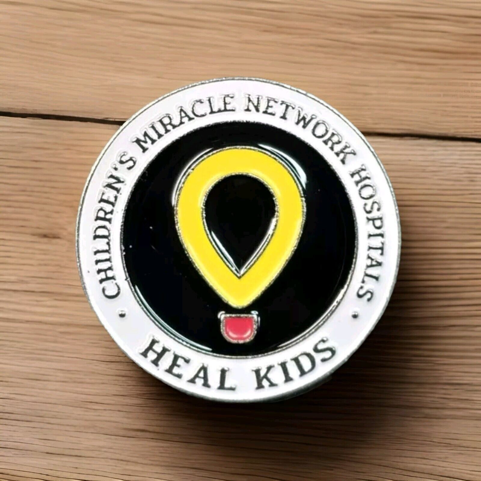 WALMART Children's Miracle Network Lapel Pin Quality Metal Brand New (Pin back)