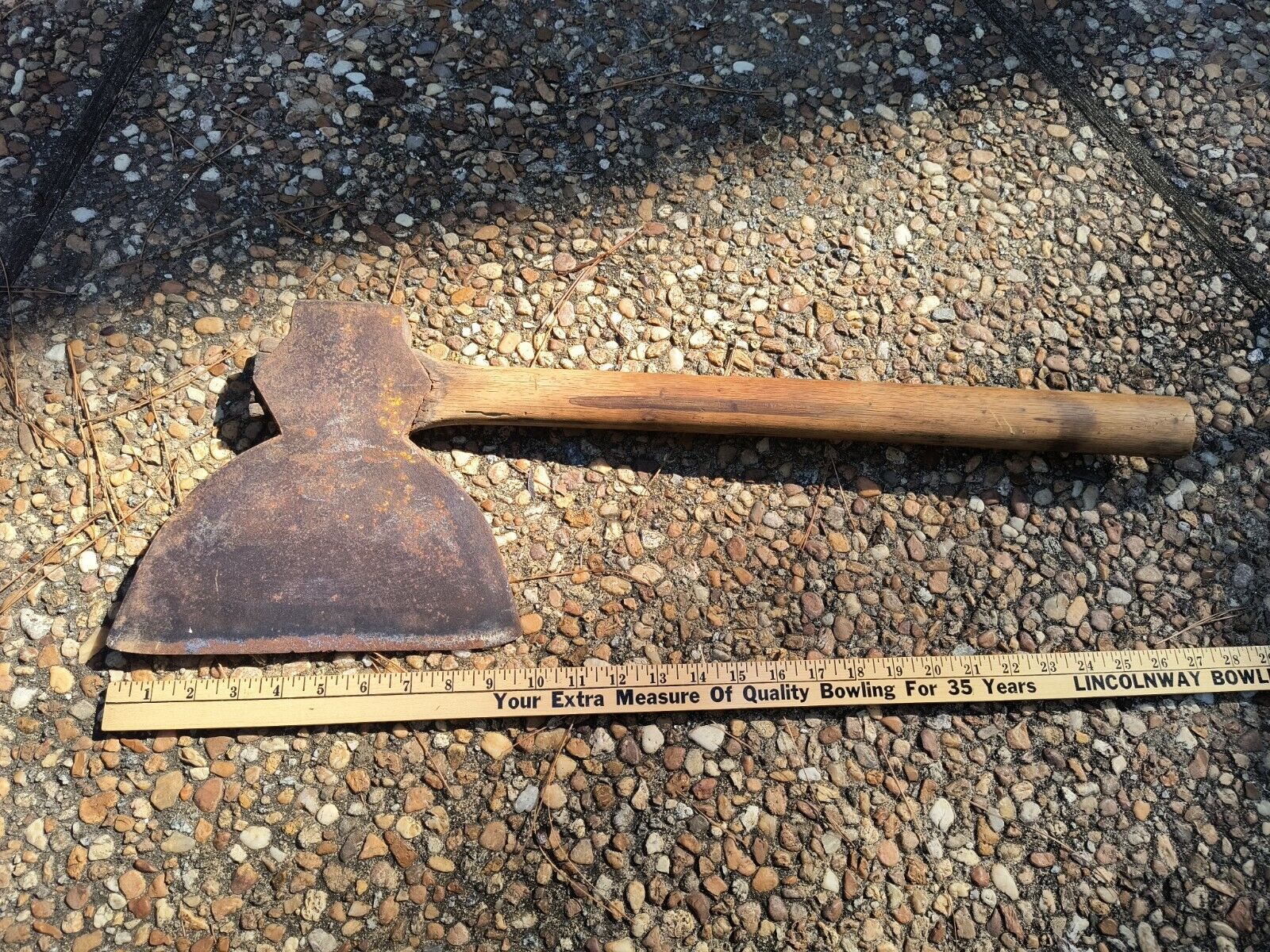 ANTIQUE LARGE HEWING BROAD AXE TIMBER FRAMING TOOL 9.75x9