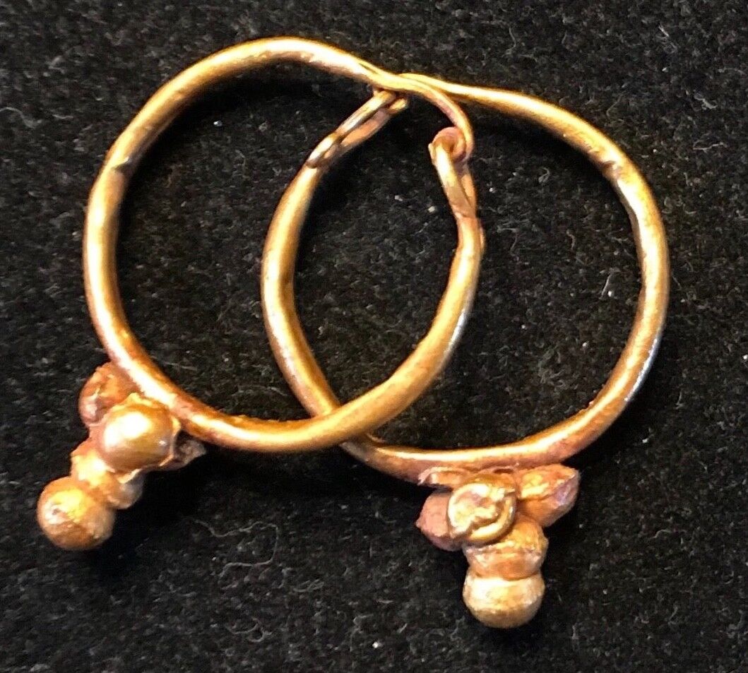 ANCIENT ROMAN-BYZANTINE PAIR OF HOOP GOLD EARRINGS w/ DECORATION NICE