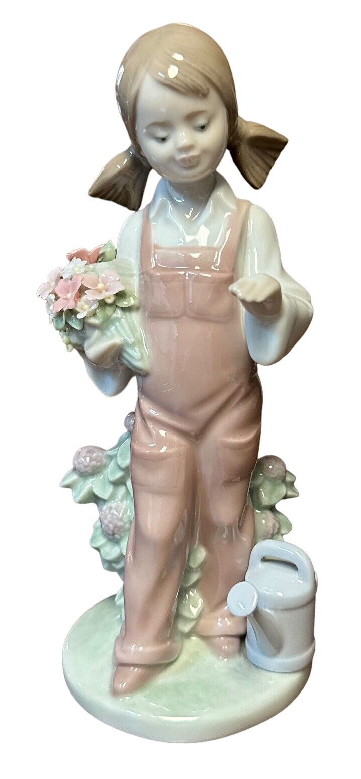 Lladro Spring Girl with Bird & Watering Can 1984 #5217 - READ FLAW*