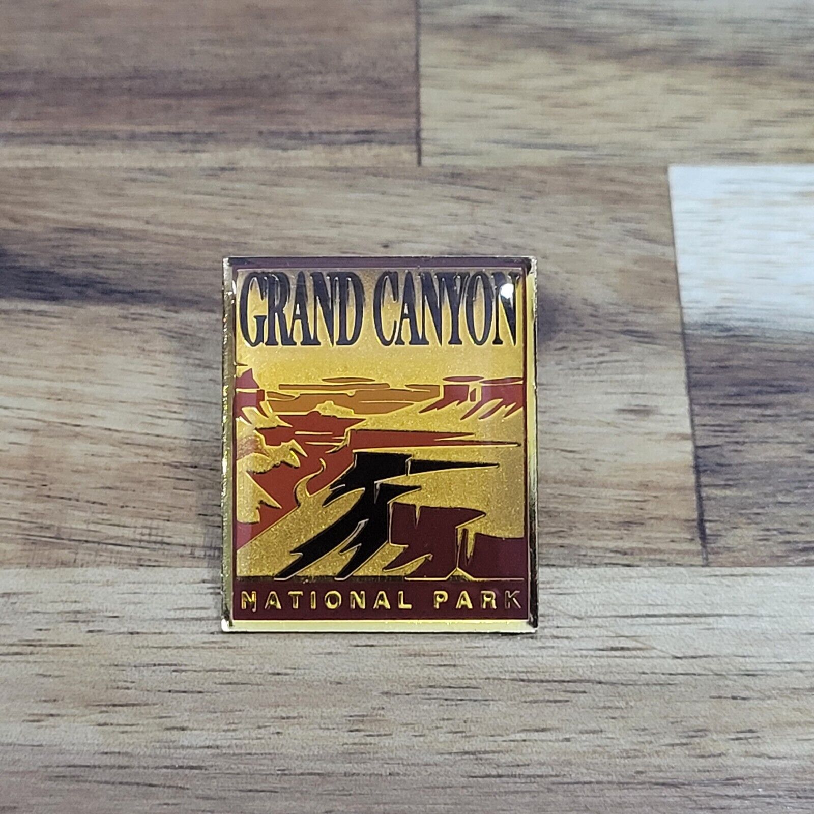 Vintage Grand Canyon National Park Travel Souvenir Hat Lapel Pin Showcase Taiwan