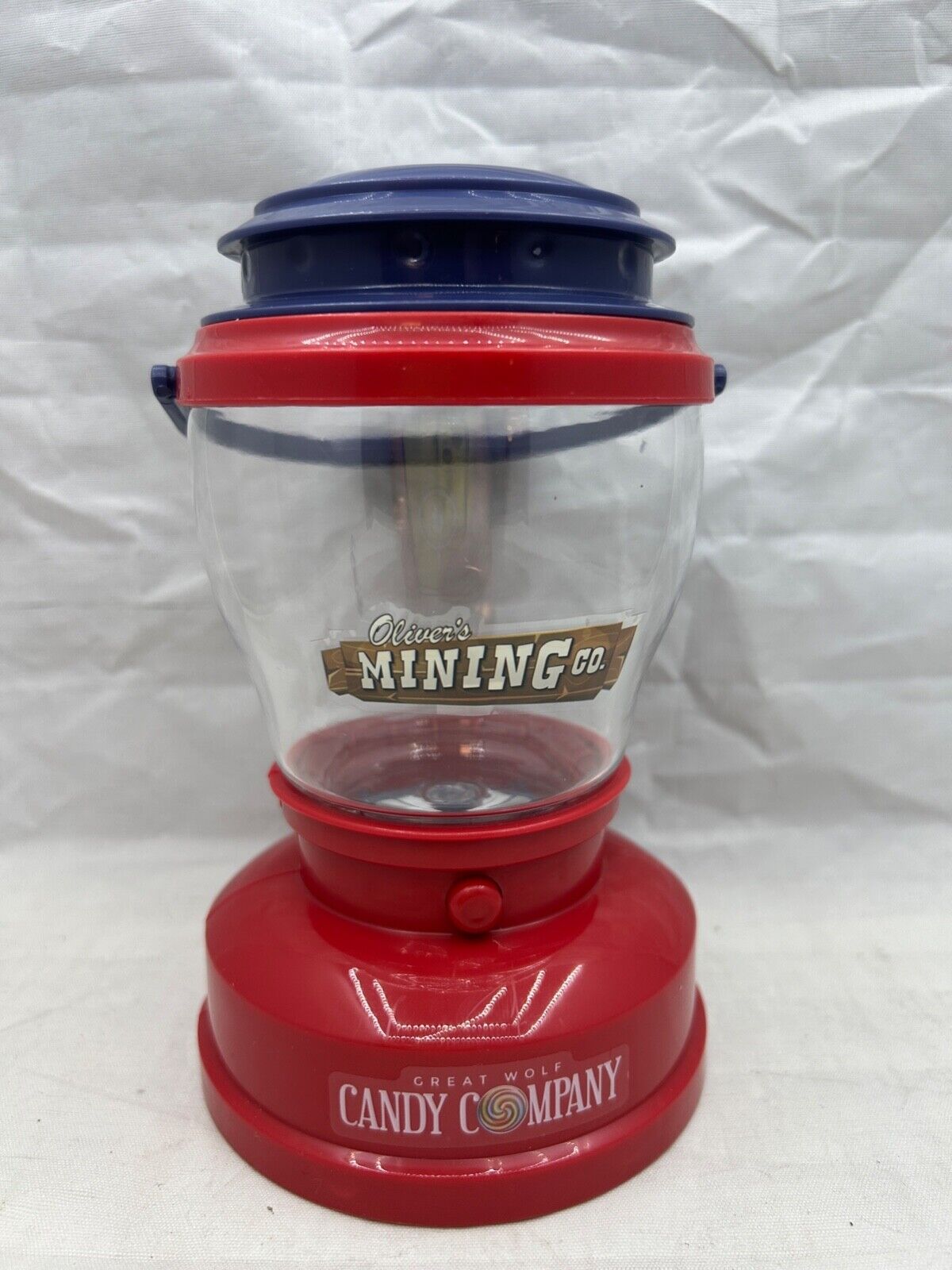 Case of 24 Oliver\'s Mining Co Great Wolf Lodge Lighted Candy Lantern Red Blue