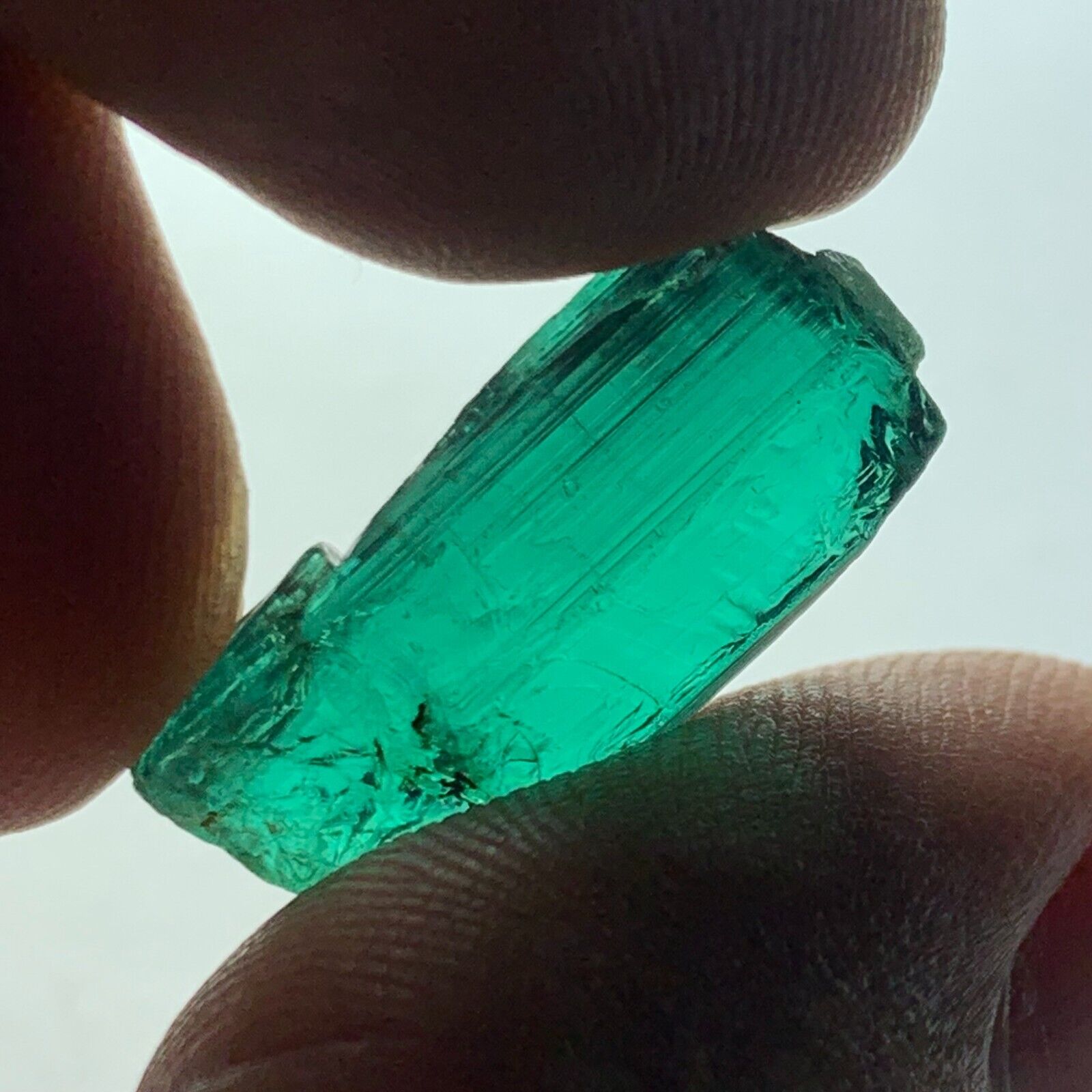 Rough Tourmaline Green Color from Afghanistan, Weight : 14.80 Carats Tourmaline