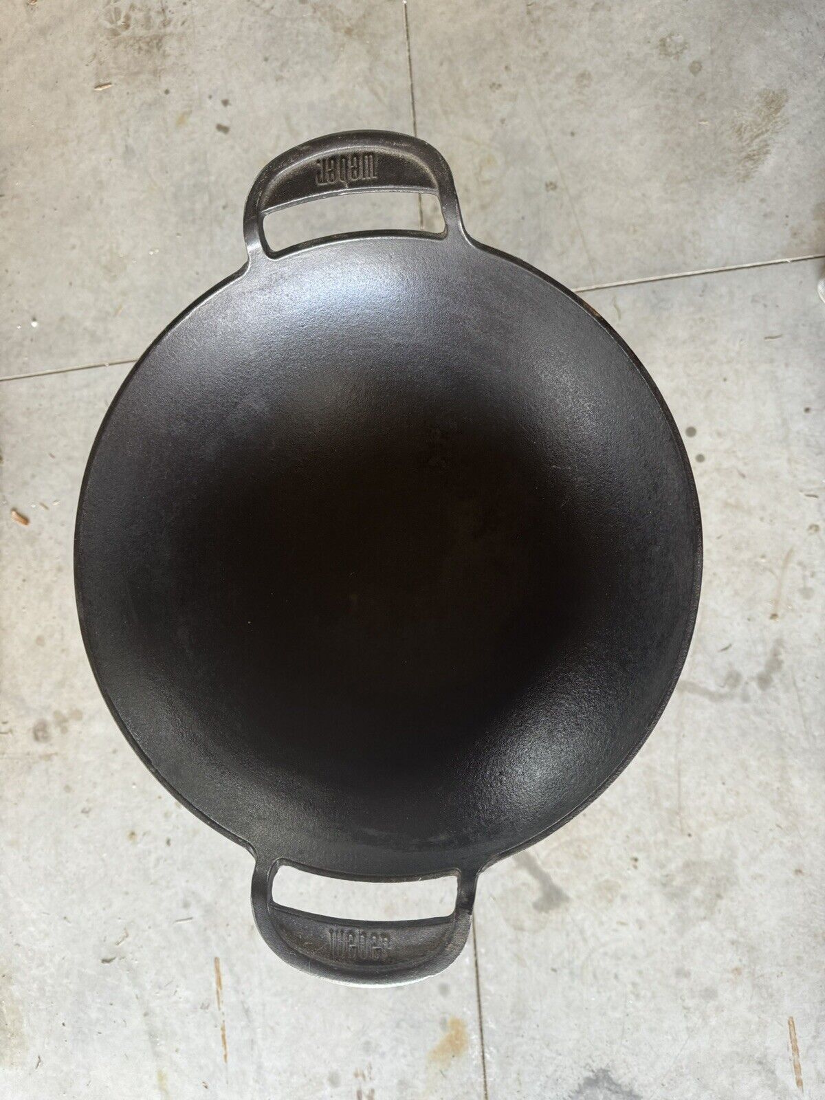 Weber Cast Iron Black 15” diameter Handled Gourmet BBQ Wok new