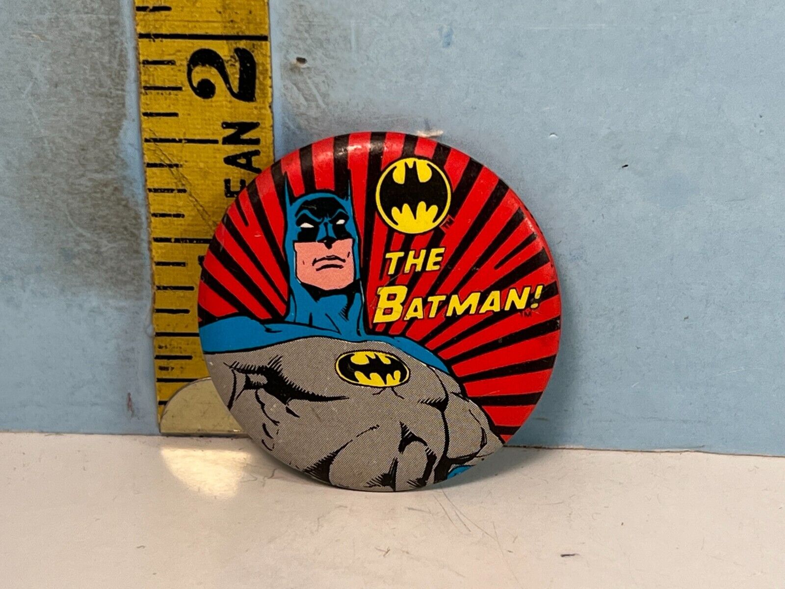 1982 The Batman DC Comics Pinback Button 1-5/8\