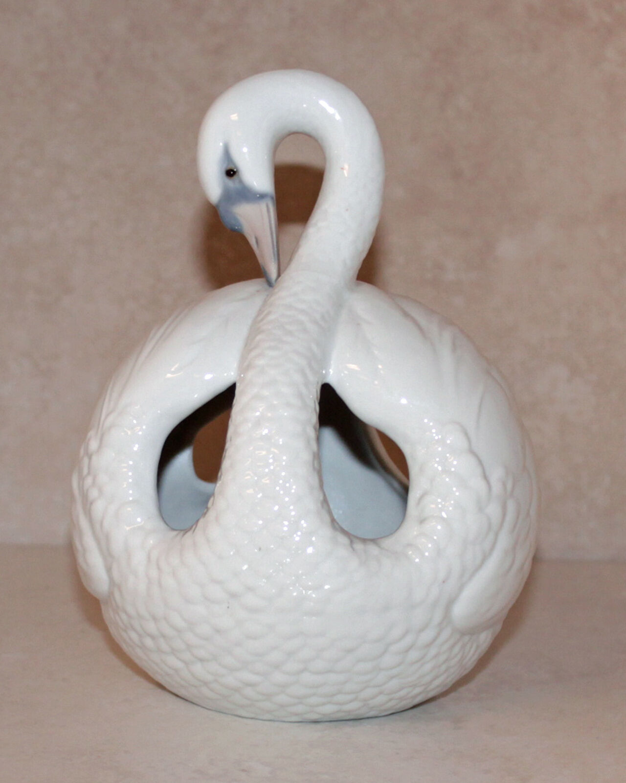 Lladro Figurine, Swan (4829) 6