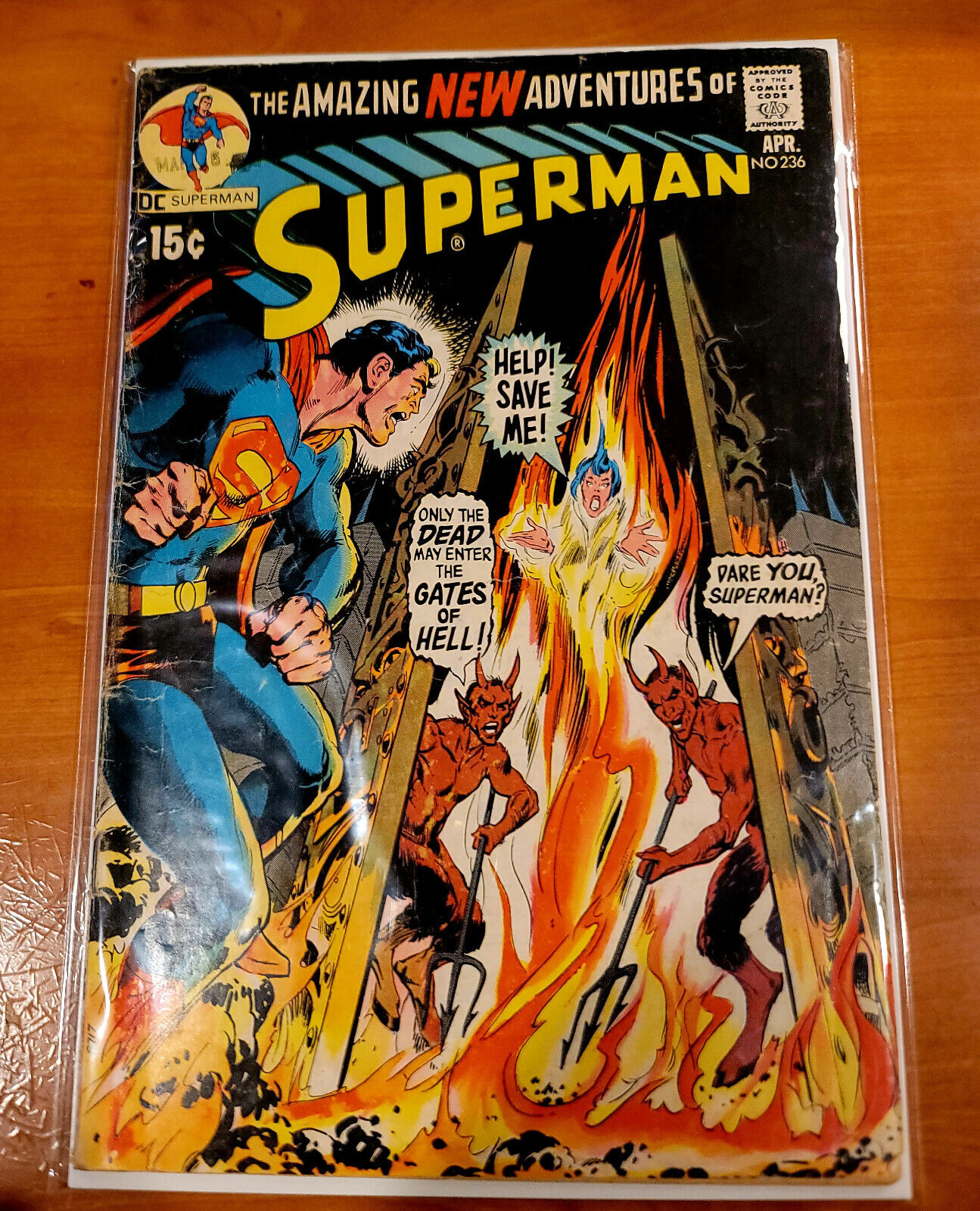 The AMAZING NEW adventures of Superman No. 236 April 1971 DC COMICS 8.0 VF
