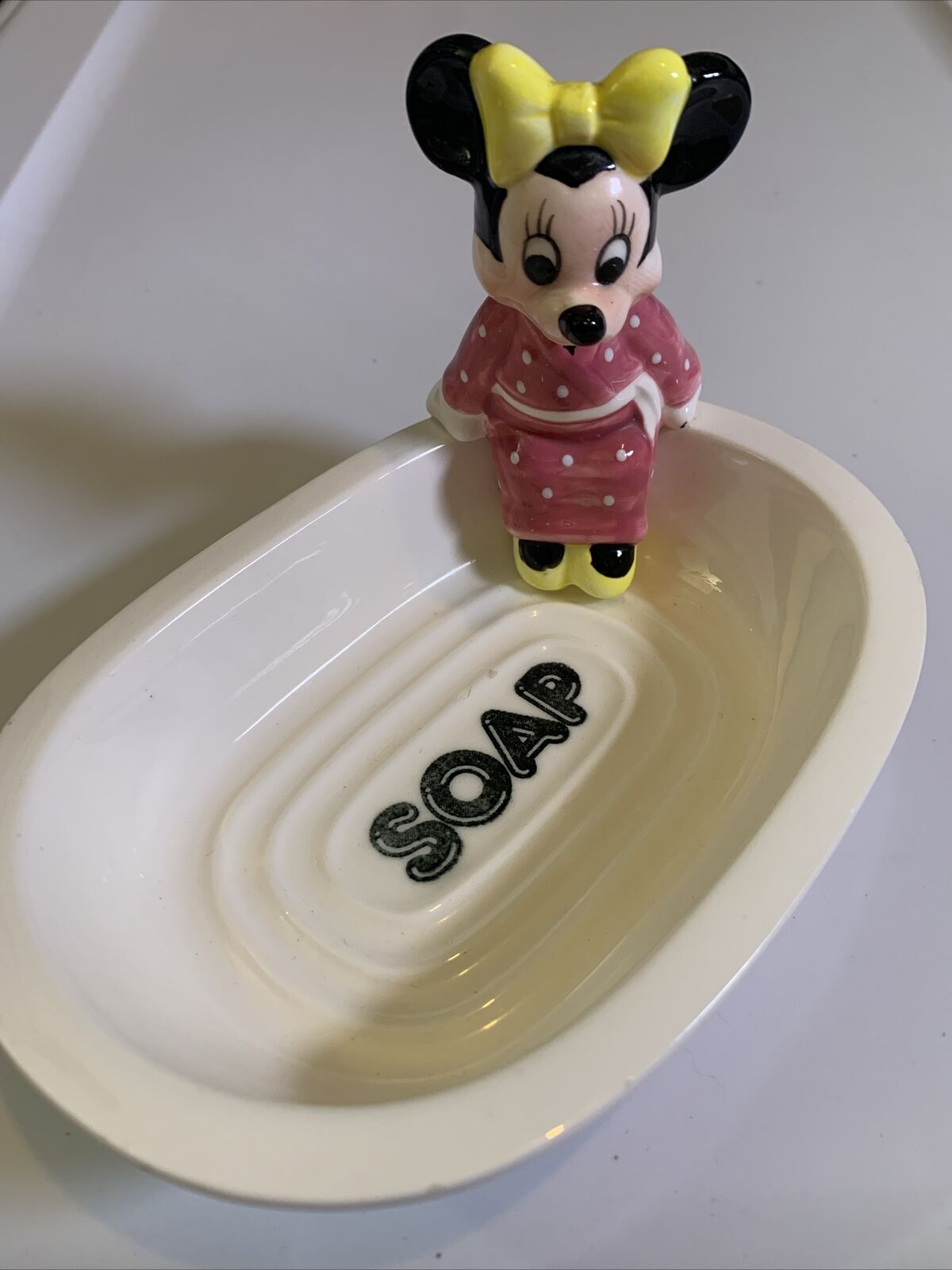Vintage Disney Minnie Mouse Soap Dish. Great Condition Made in Japan