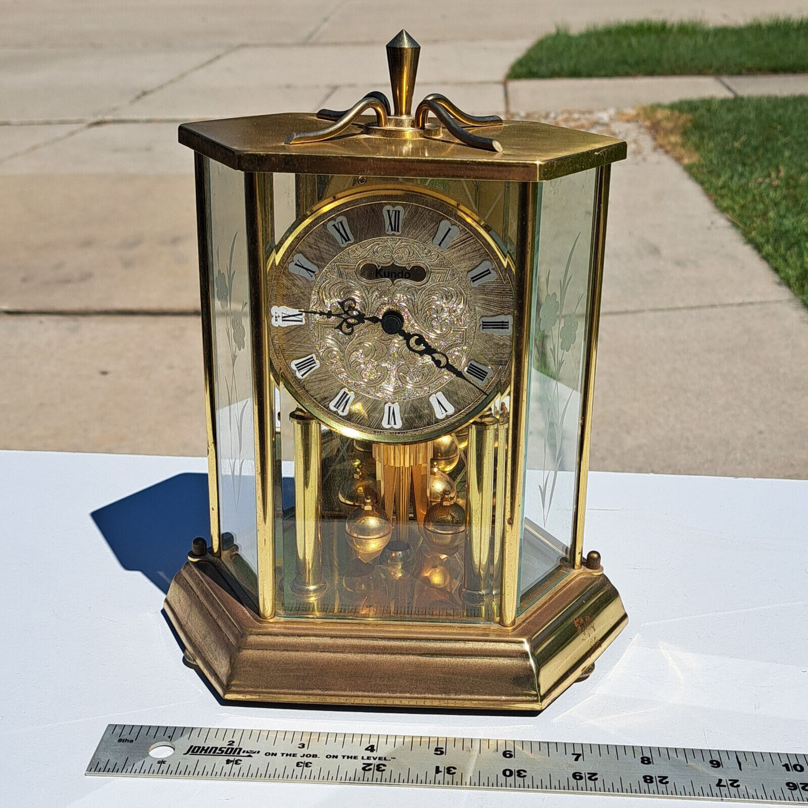 Vintage Brass Gold Kundo West Germany Anniversary Mantle Pendulum Clock Glass