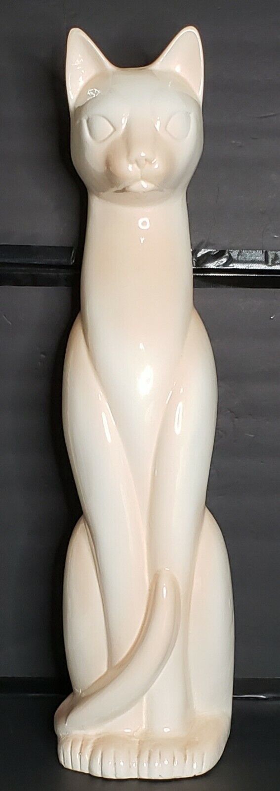 Vtg Lg Hollywood Regency Upright Sitting Ceramic Feline Hollow Statue Soft Pink 