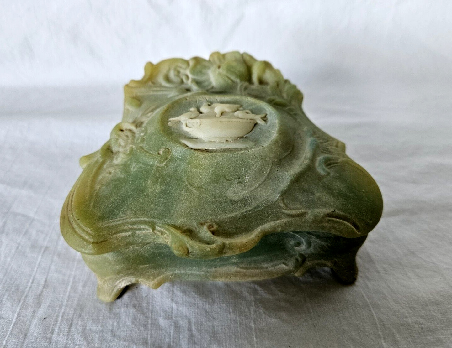 Vintage Genuine Incolay Stone Green Jewelry Trinket Box Roses Doves Bath