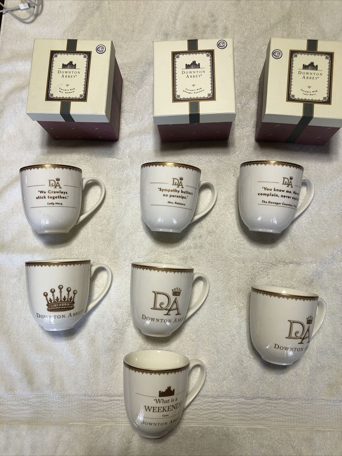 Lot of 7 Downton Abbey Coffee Mugs Ceramic Gold Trim + 3 Boxes