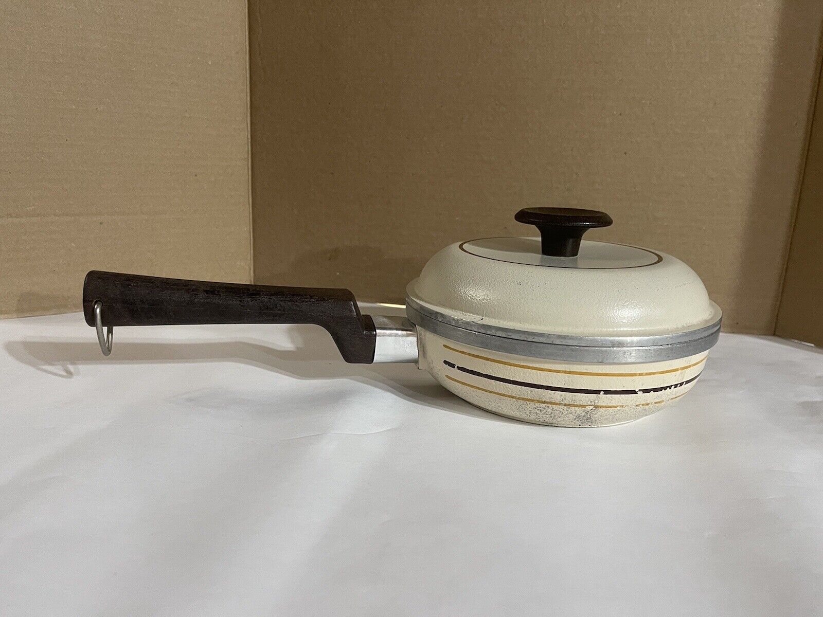Vintage Regal Ware Cast Aluminum 2 quart pot with lid, cream color w/ stripes