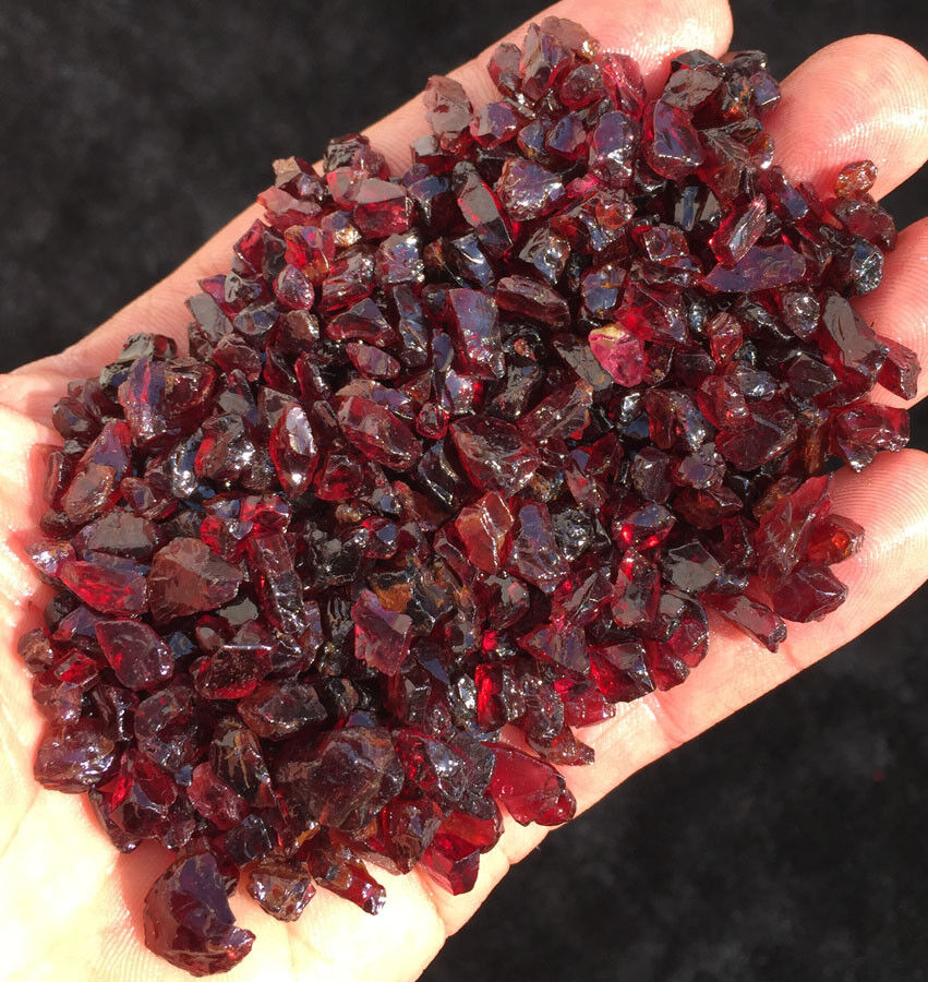 100g  TOP Natural Pretty RED Garnet Rough Rock Polished Particles sl002