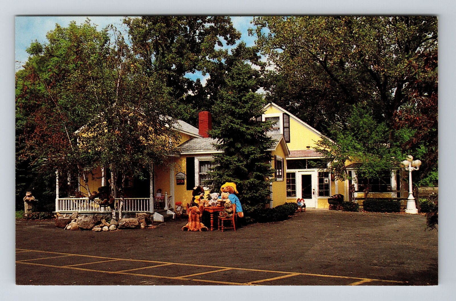Wheeling IL-Illinois, Shirley\'s Dollhouse, Shop Vintage Souvenir Postcard