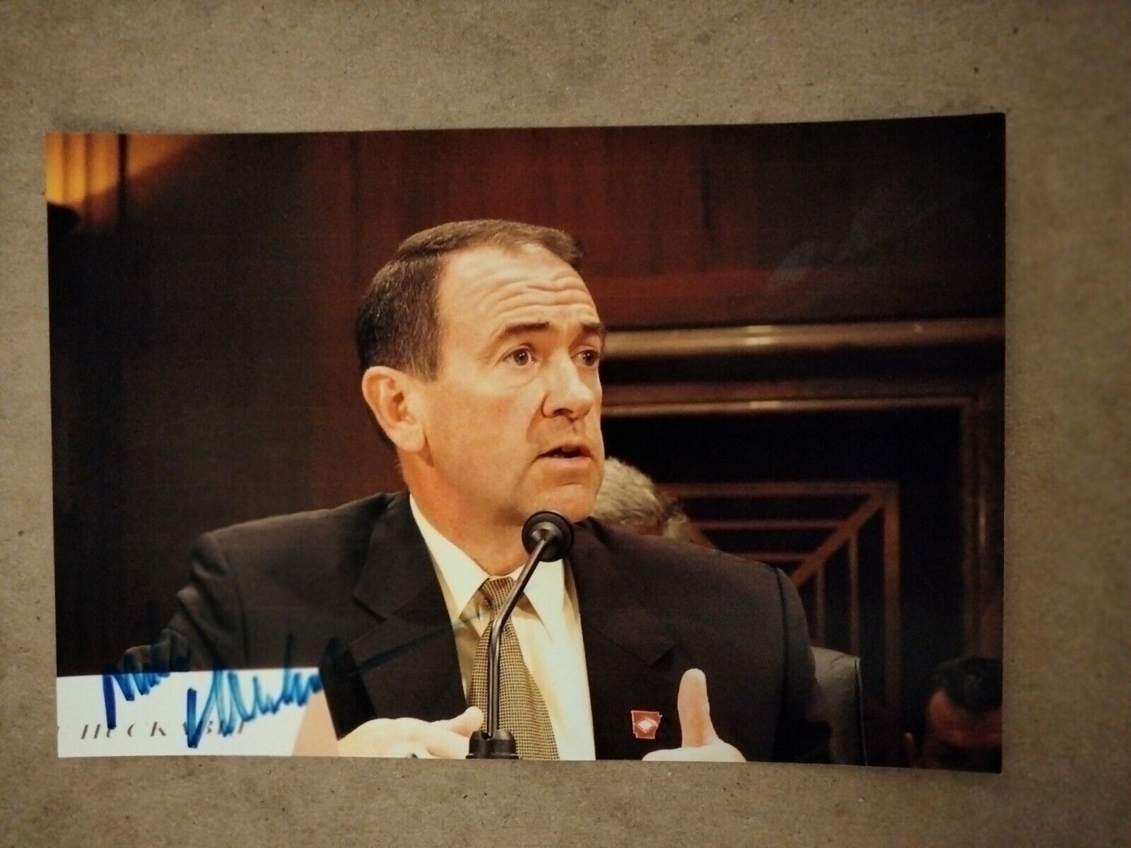 Mike Huckabee autographed 4x6 photo Presidential Candidate 