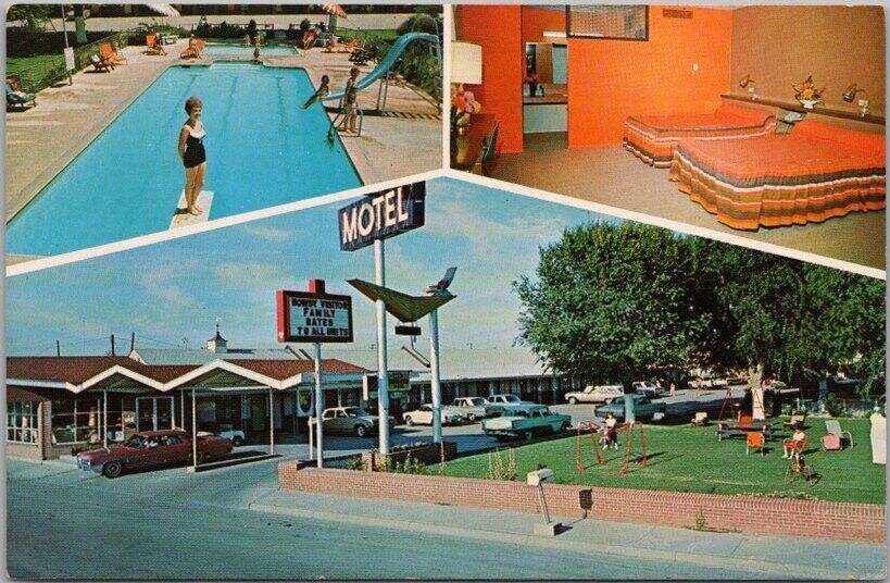 CARLSBAD, New Mexico Postcard PARK MOTEL Highway 62 Roadside 1960s Chrome Unused