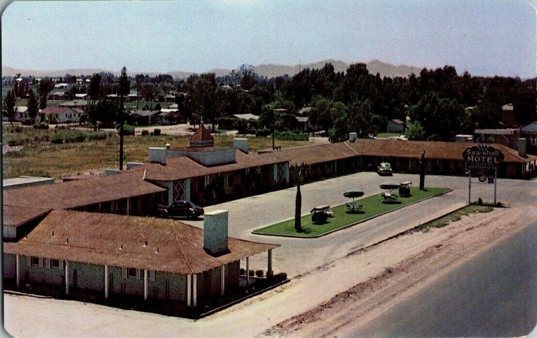 1950\'S. BLYTHE, CA. SEA SHELL MOTEL. POSTCARD WA3