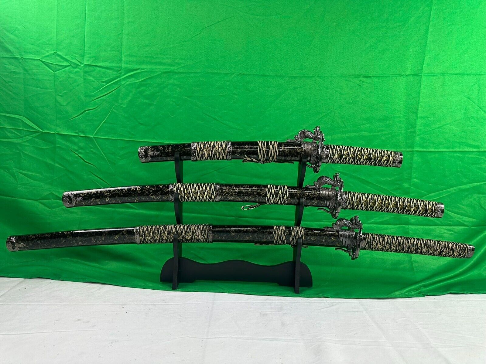 3pc Red Japanese Samurai Katana Sword Set w/ Stand Blade Weapon Collection Sharp
