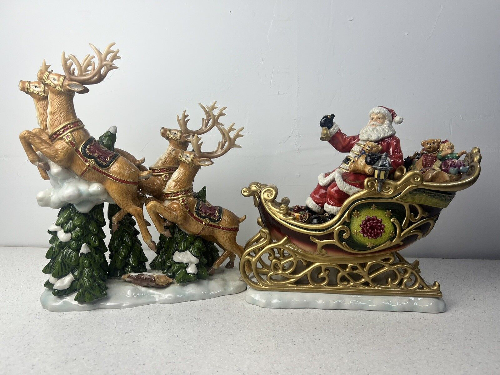 Vintage Member’s Mark Santa Sleigh And Reindeer Figurines Set Great Cond