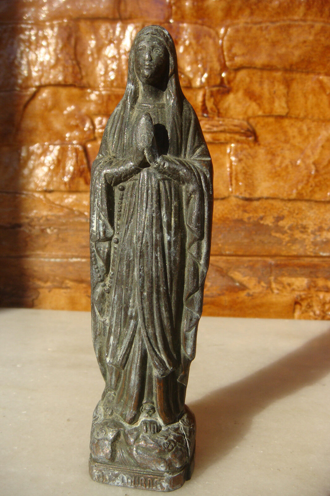 ANTIQUE BEAUTIFULLY DETAILED OUR LADY OF LOURDES SMALL STATUE 