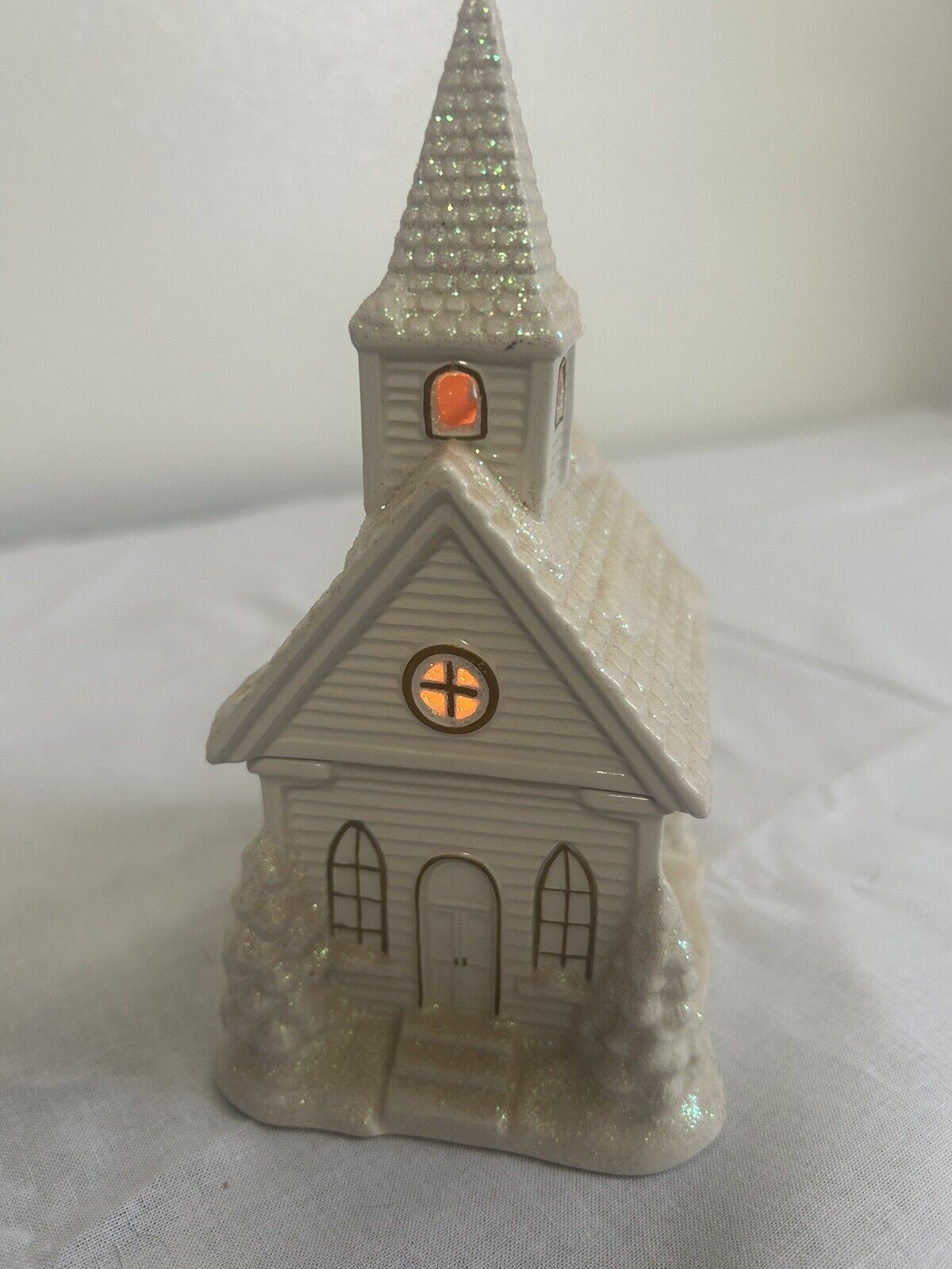 Avon Christmas Country Church Ceramic Candle Sugar Cookie Scented Candle