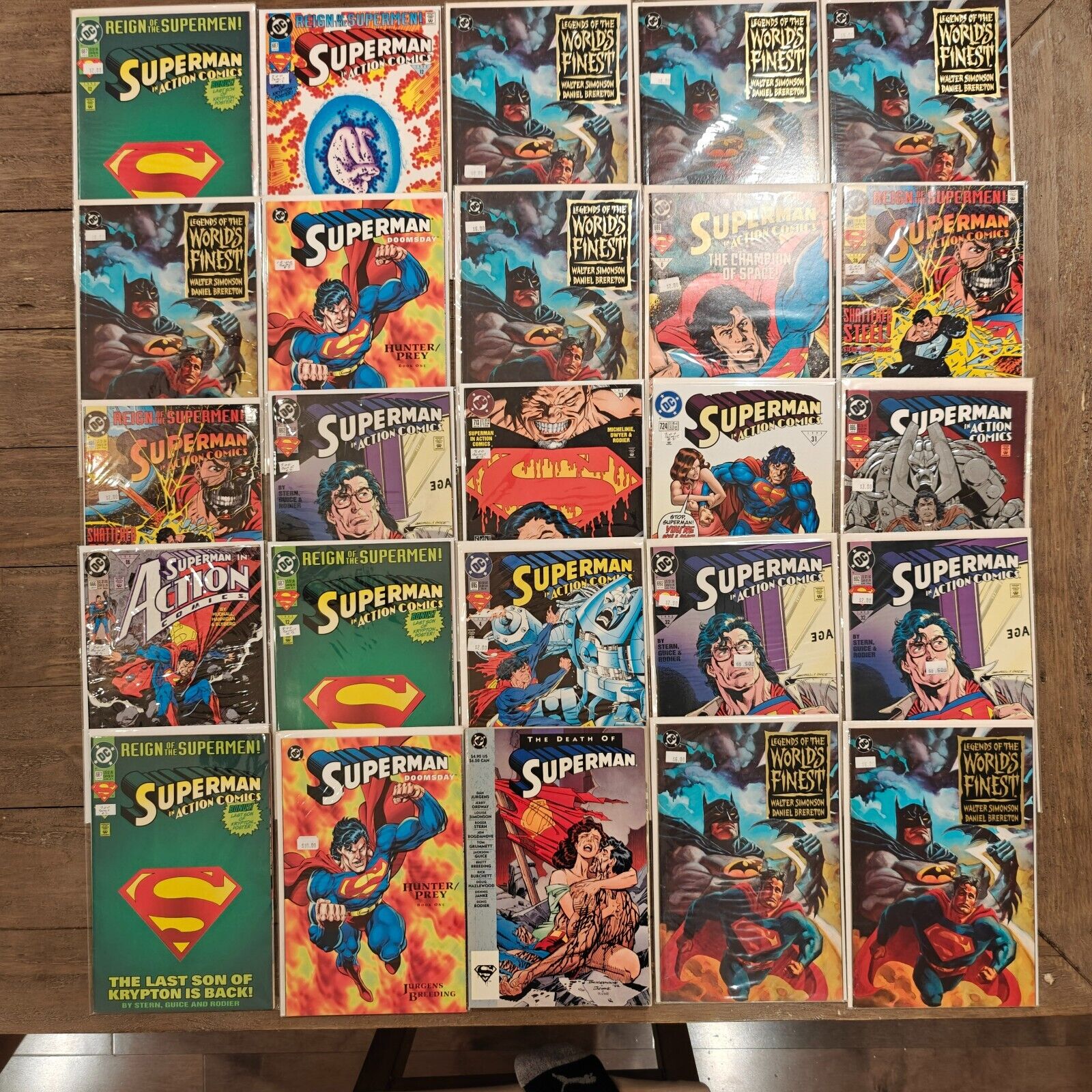Huge Lot of 25 Comic Books DC Comics Superman Reign Adventure World Finest LOT 3