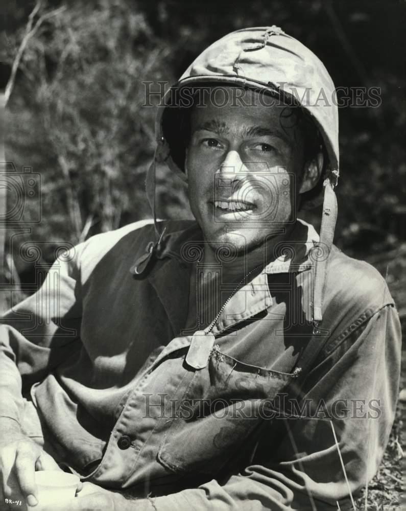 1967 Press Photo Actor Burr DeBenning - hpp20220