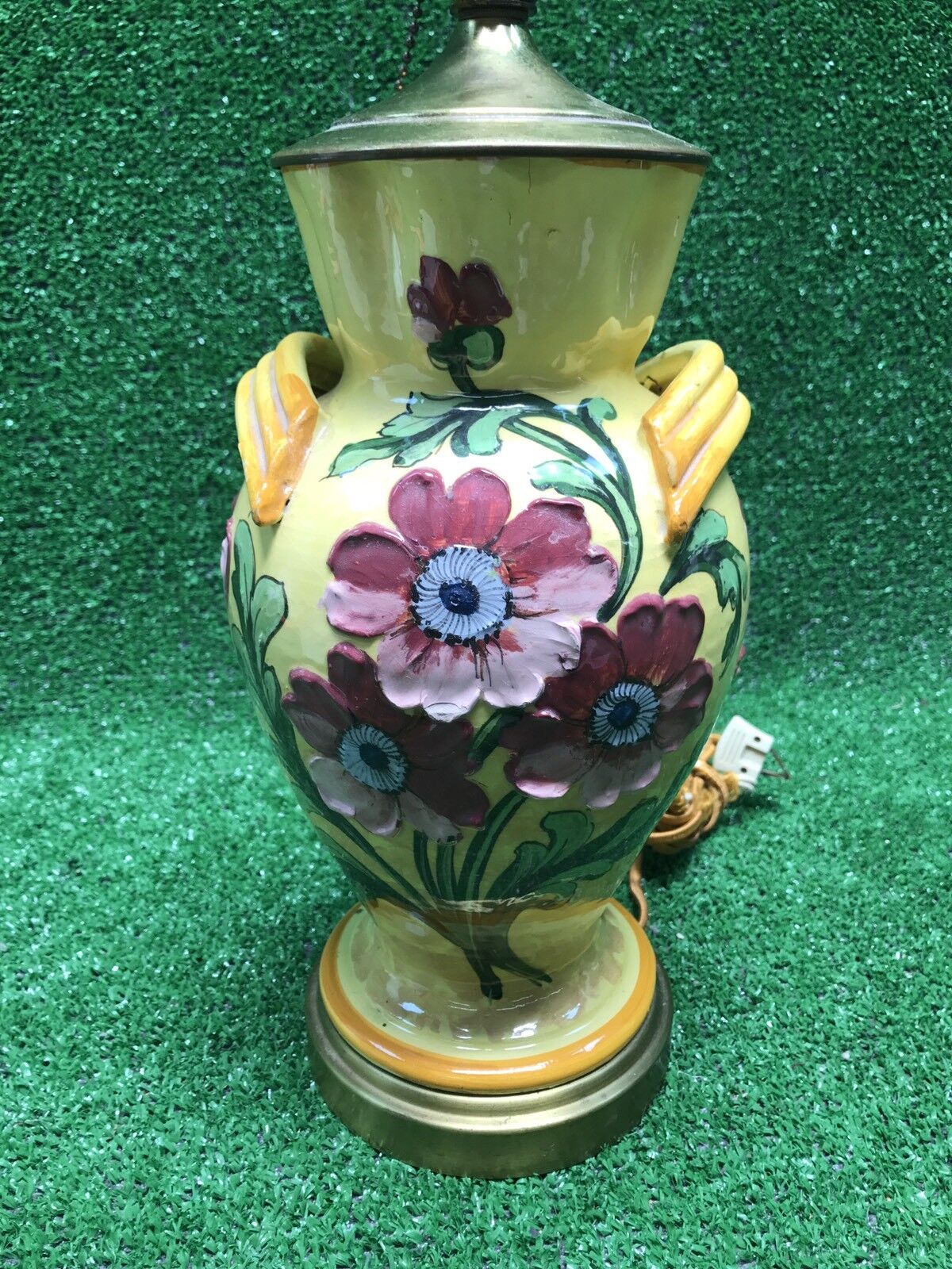 Vintage Italian Beautiful Porcelain Hand Painted Yellow Flowers Lamp Pink Iris