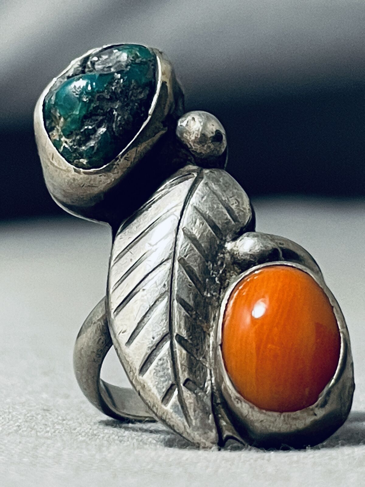 OUTSTANDING NAVAJO SIGNED TURQUOISE CORAL STERLING SILVER RING