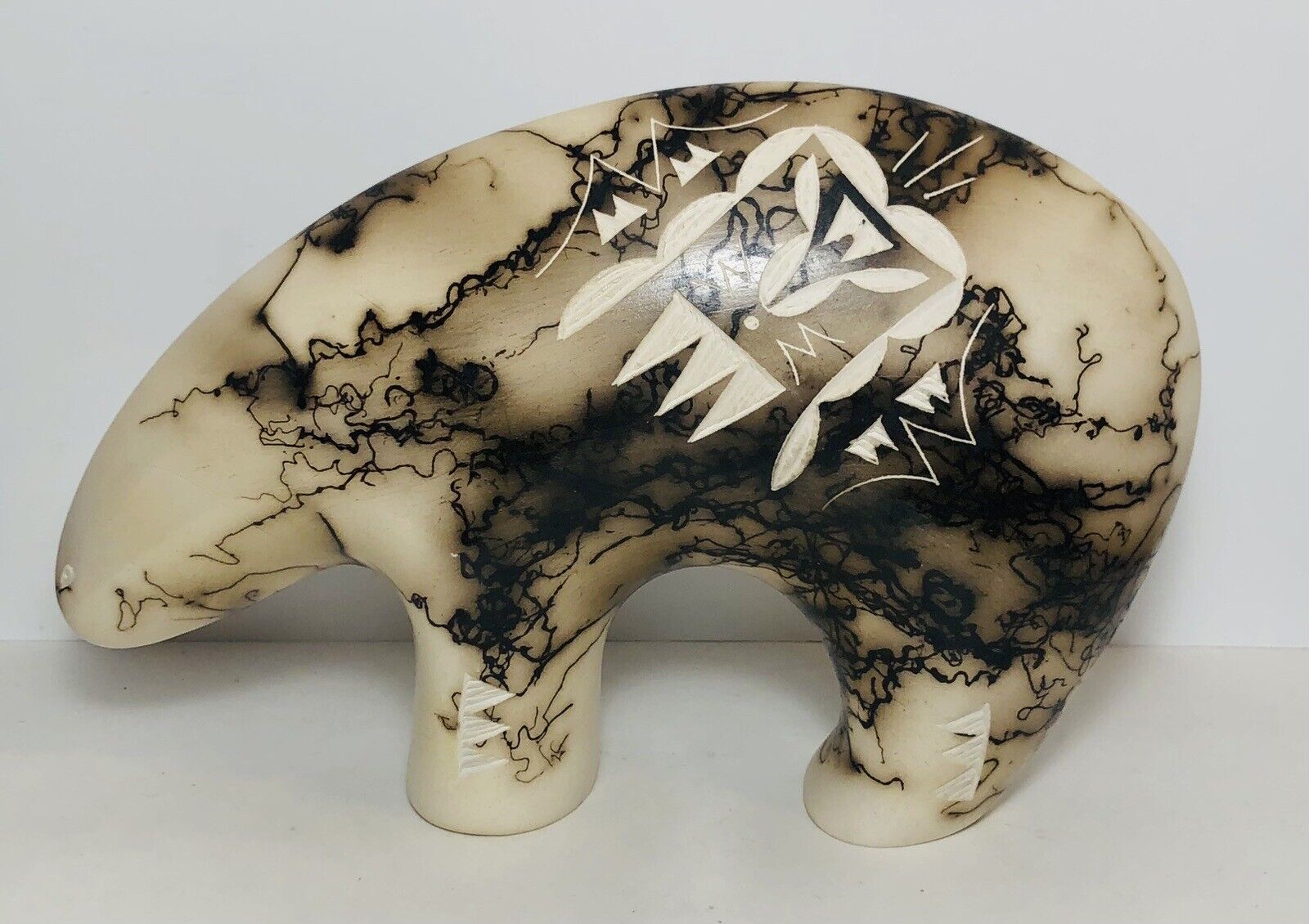 Navajo Horsehair T Vail Signed Ceramic Sculpture Bear 9” B6