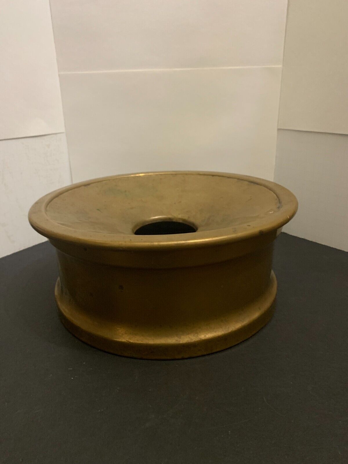 Antique circa 1900 Brass Spittoon With Lift Off Lid
