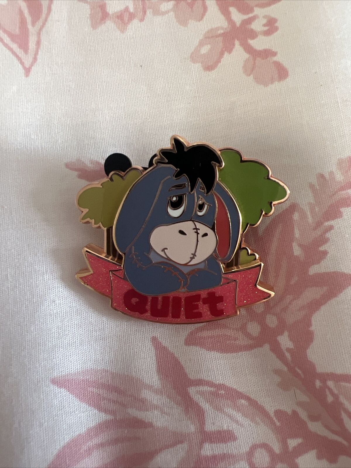 Disney DLR Eeyore Quiet One Family Personality LE 300 Pin