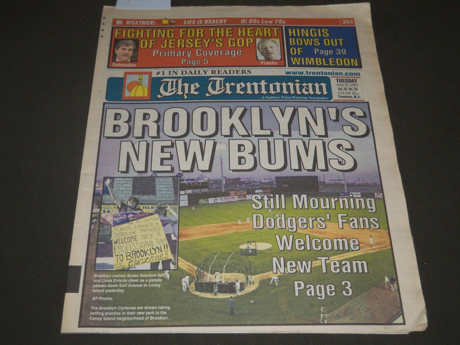 2001 JUNE 26 THE TRENTONIAN NEWSPAPER - BROOKLYN'S NEW BUMS - NP 2563
