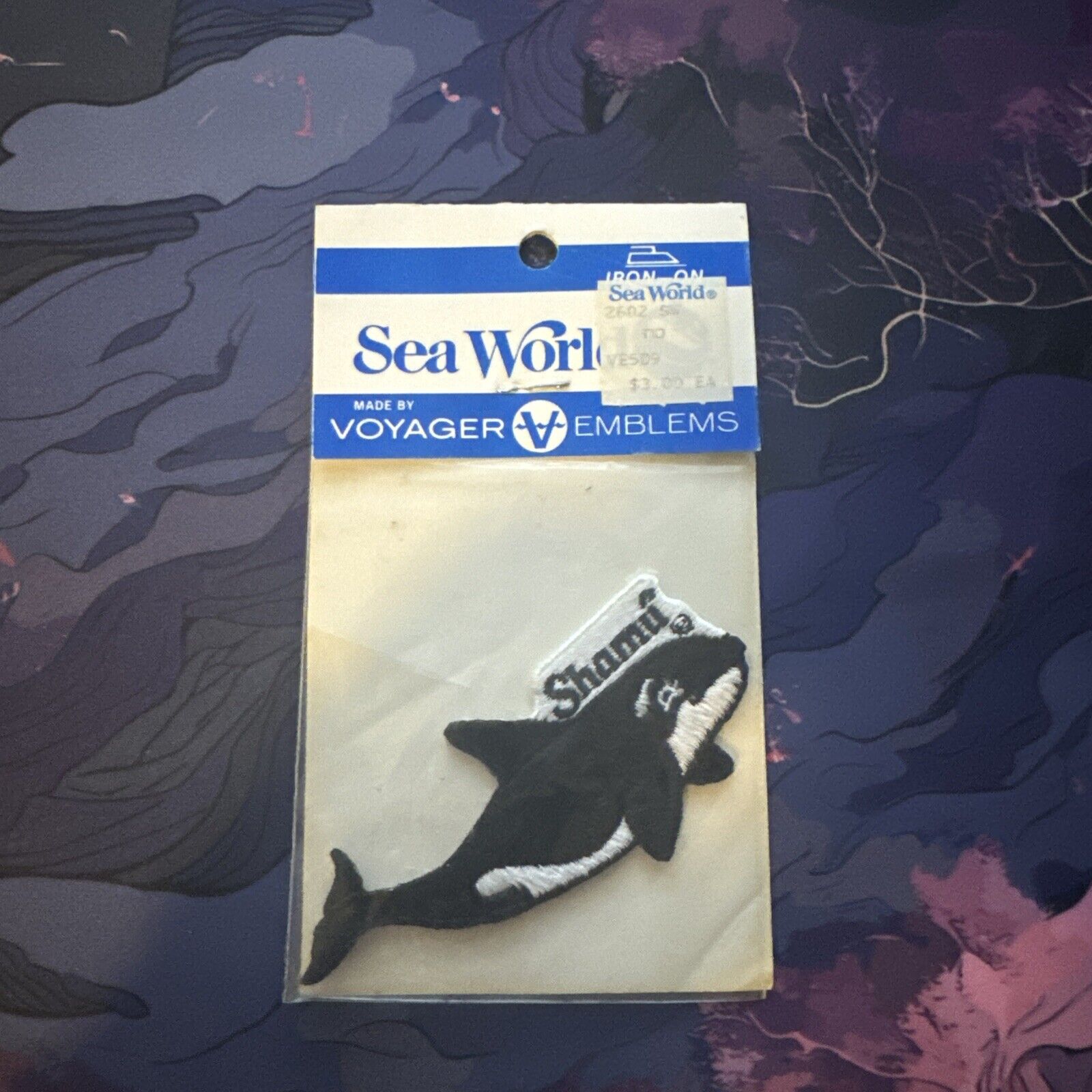 1980\'s Shamu Sea World Patch vintage original packaging Voyager Brand 