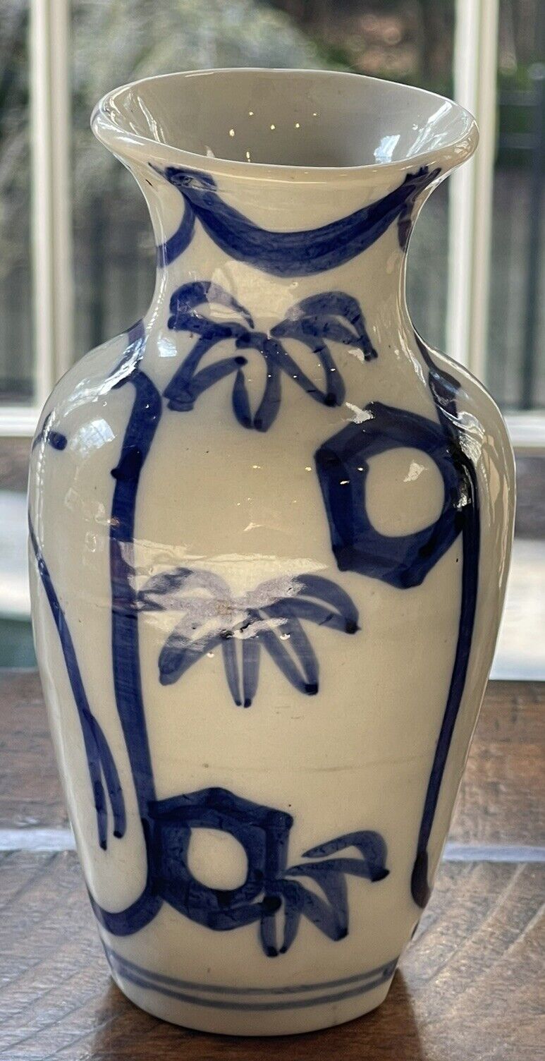 COOL Abstract Chinoiserie Blue White Hand Painted Porcelain Vase 6.5” Stamped