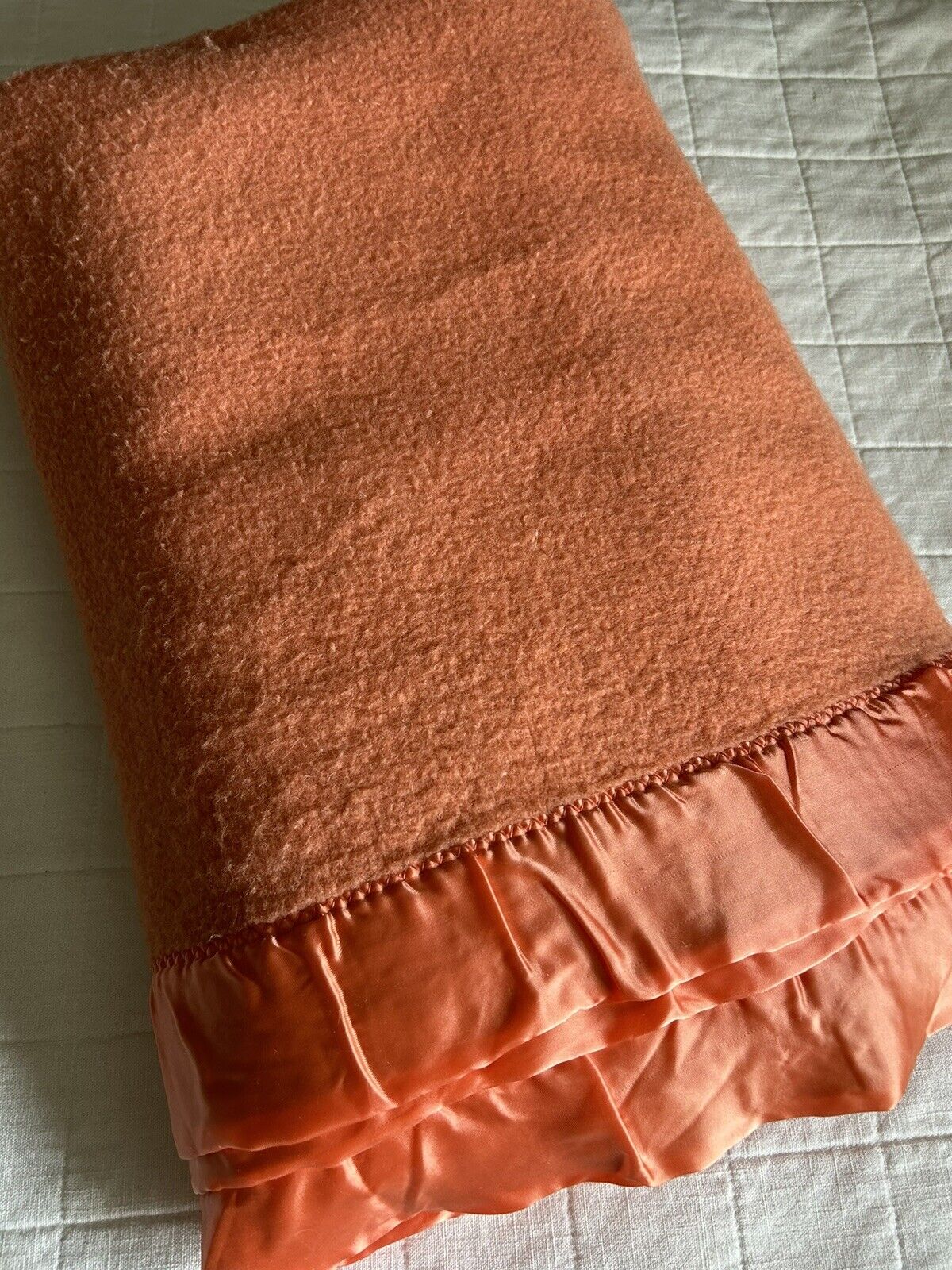Vintage Chatham Blanket Orange Satin Trim USA 82 x 82 F/Q