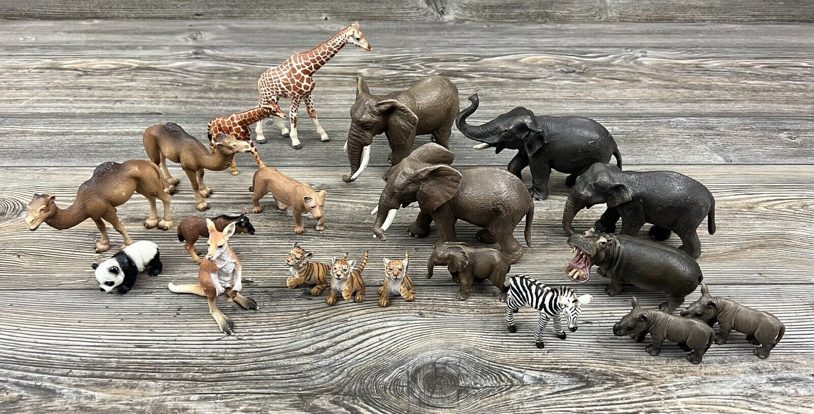 Huge Lot Of 20 SCHLEICH Wild Safari Animals Collectible Elephant, Giraffe, Hippo