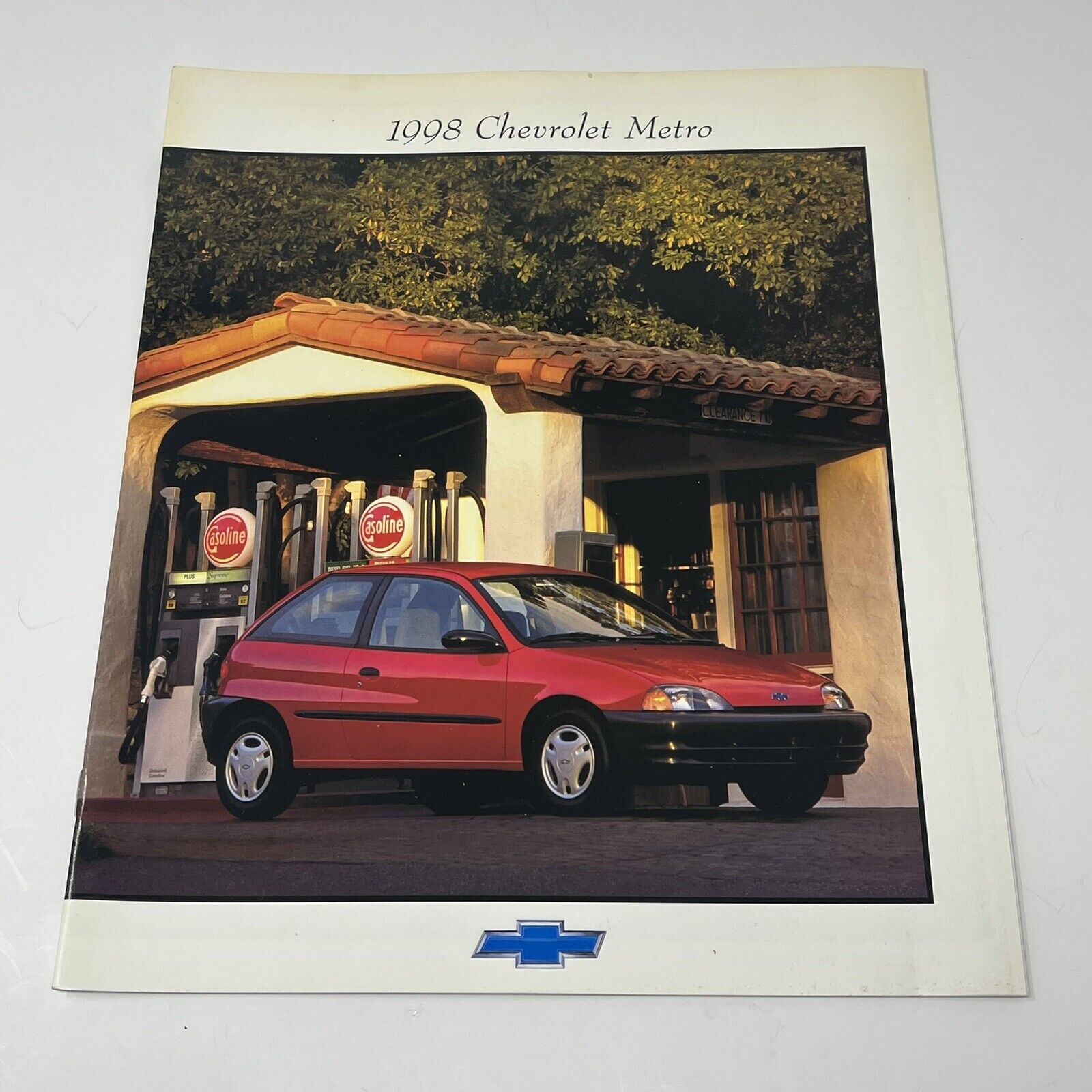 1998 Chevrolet Metro Dealer Showroom Sales Brochure Informational Photos