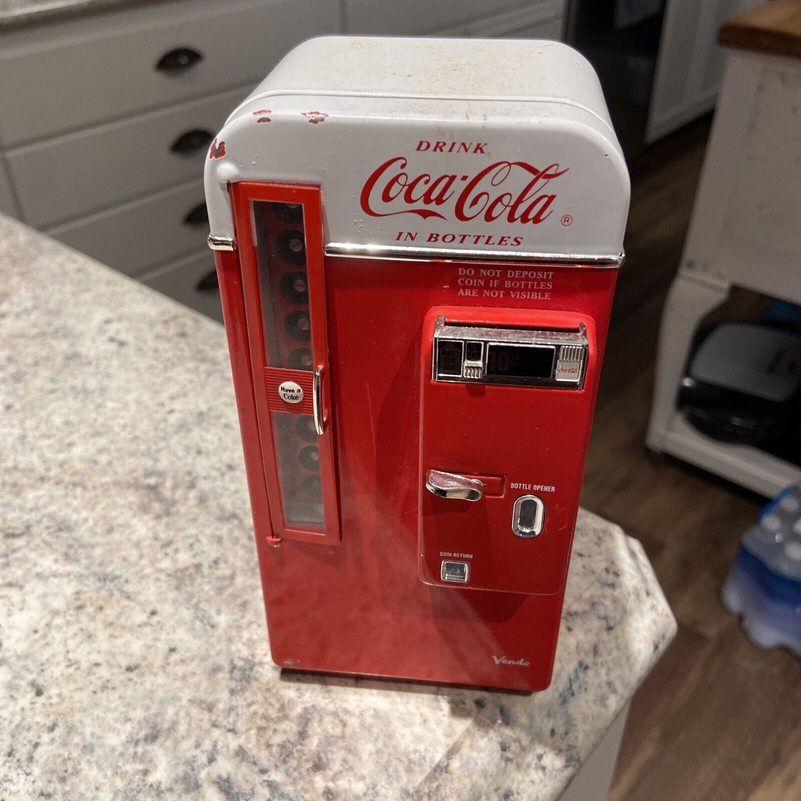 Coca Cola Die Cast Vending Machine Bank VTG The Sound Does Not Work Enesco 1994