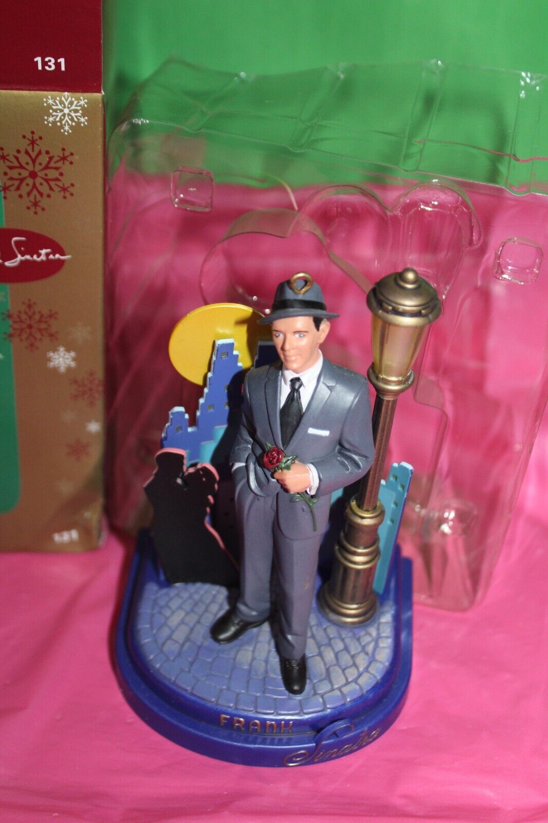 Carlton Frank Sinatra Young At Heart 2nd In Series 131 Musical Holiday Ornament