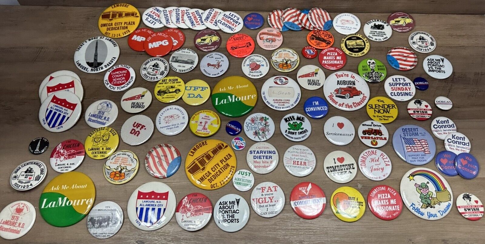 HUGE Lot Collection Of Assorted Vintage Miscellaneous Buttons Pins Pinbacks Used