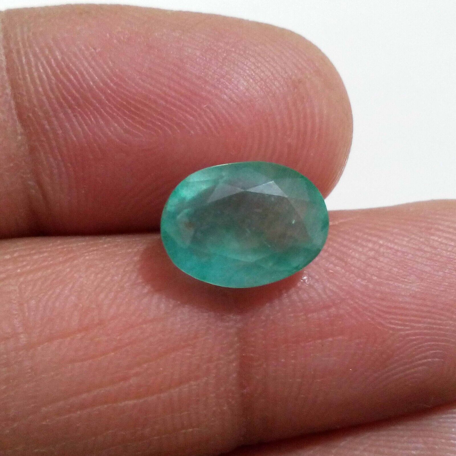 4.90 Crt Attractive Colombian Emerald Faceted Oval Shape Emerald Loose Gemstone