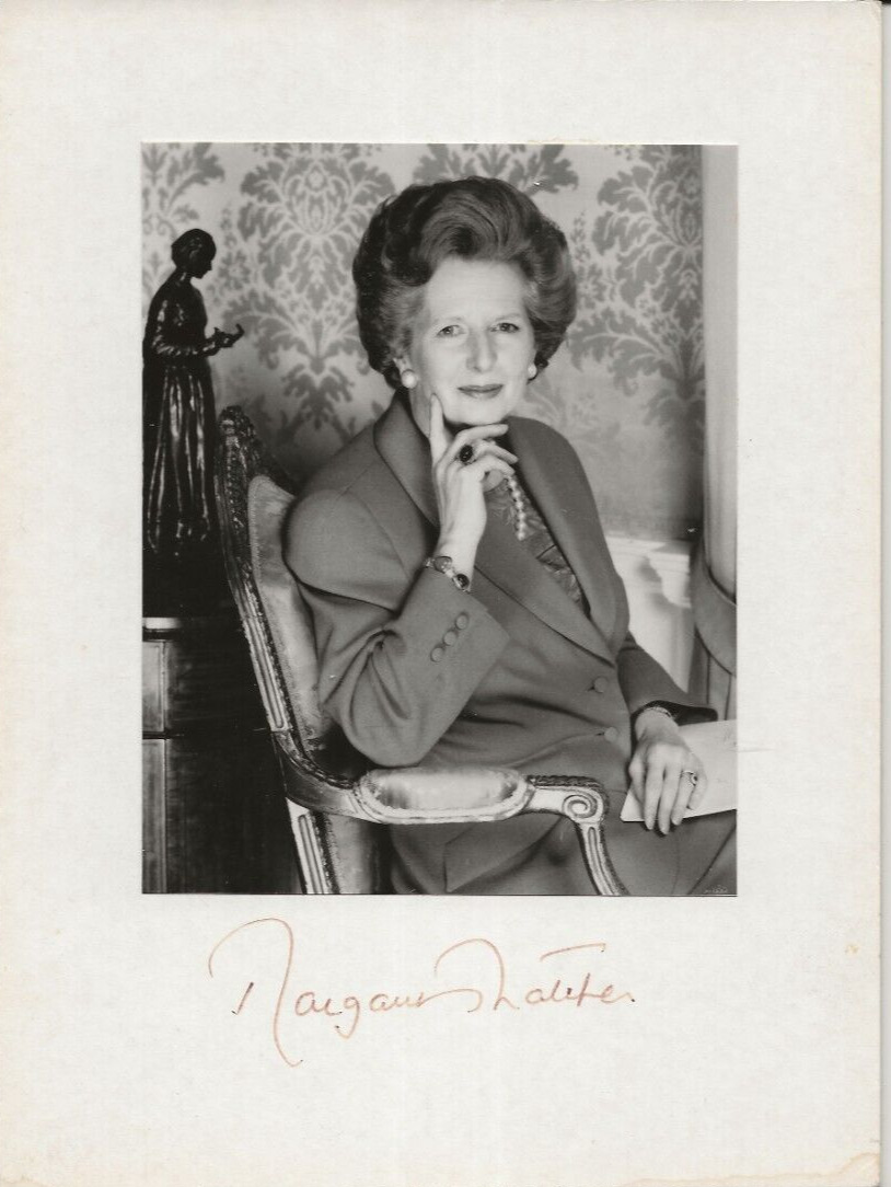 Margaret Thatcher REAL SIGNED White Board PSA/DNA UK Prime Minister w/ Photo