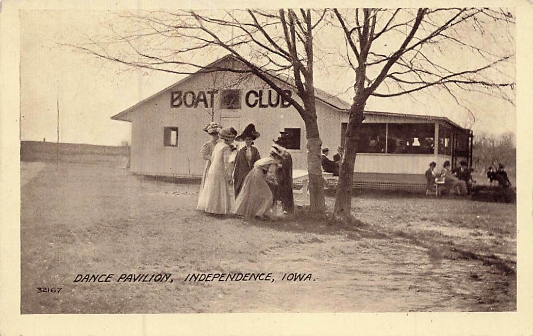 Dance Pavilion Boat Club Well Dressed People Independence IA  P181