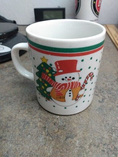 Finest Ceramics Coffee Cup Mug Snowman Christmas Tree Ceramic (TL)