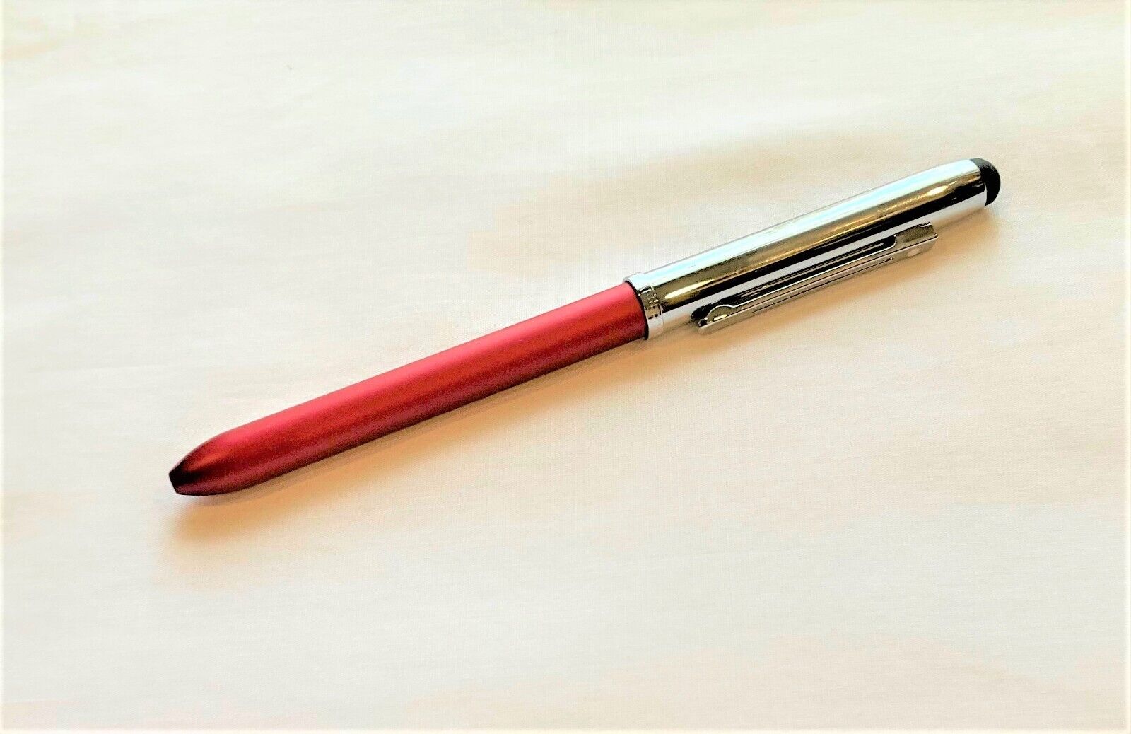New Sheaffer Multi-Functional Pen - Quattro- Chrome and Red, with Box