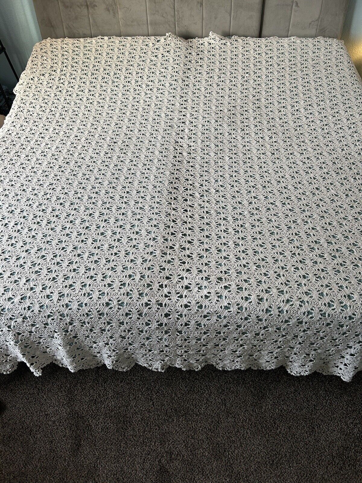 Crochet Thick Bedspread 78”x 94” Off White Beautiful No Flaws No Stains Preowned